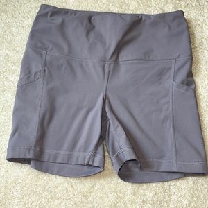 Yogalicious lux bike shorts with pockets.